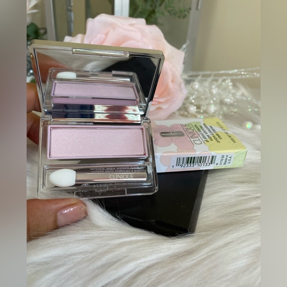 Clinique All About Shadow Super Shimmer Eyeshadow 24 Angel Eyes - Picture 5 of 5